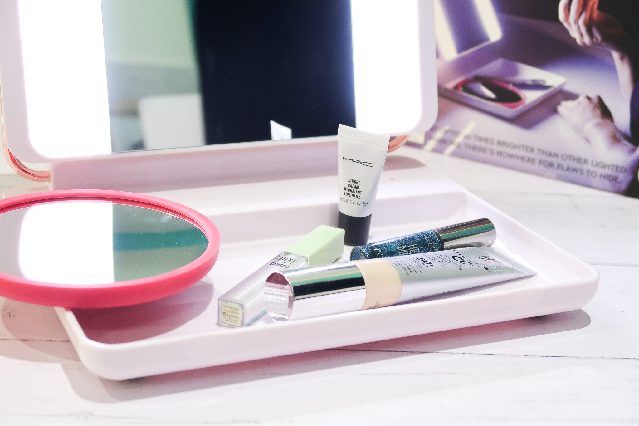 Spotlite HD - The Makeup Mirror You Need! 4 Spotlite HD