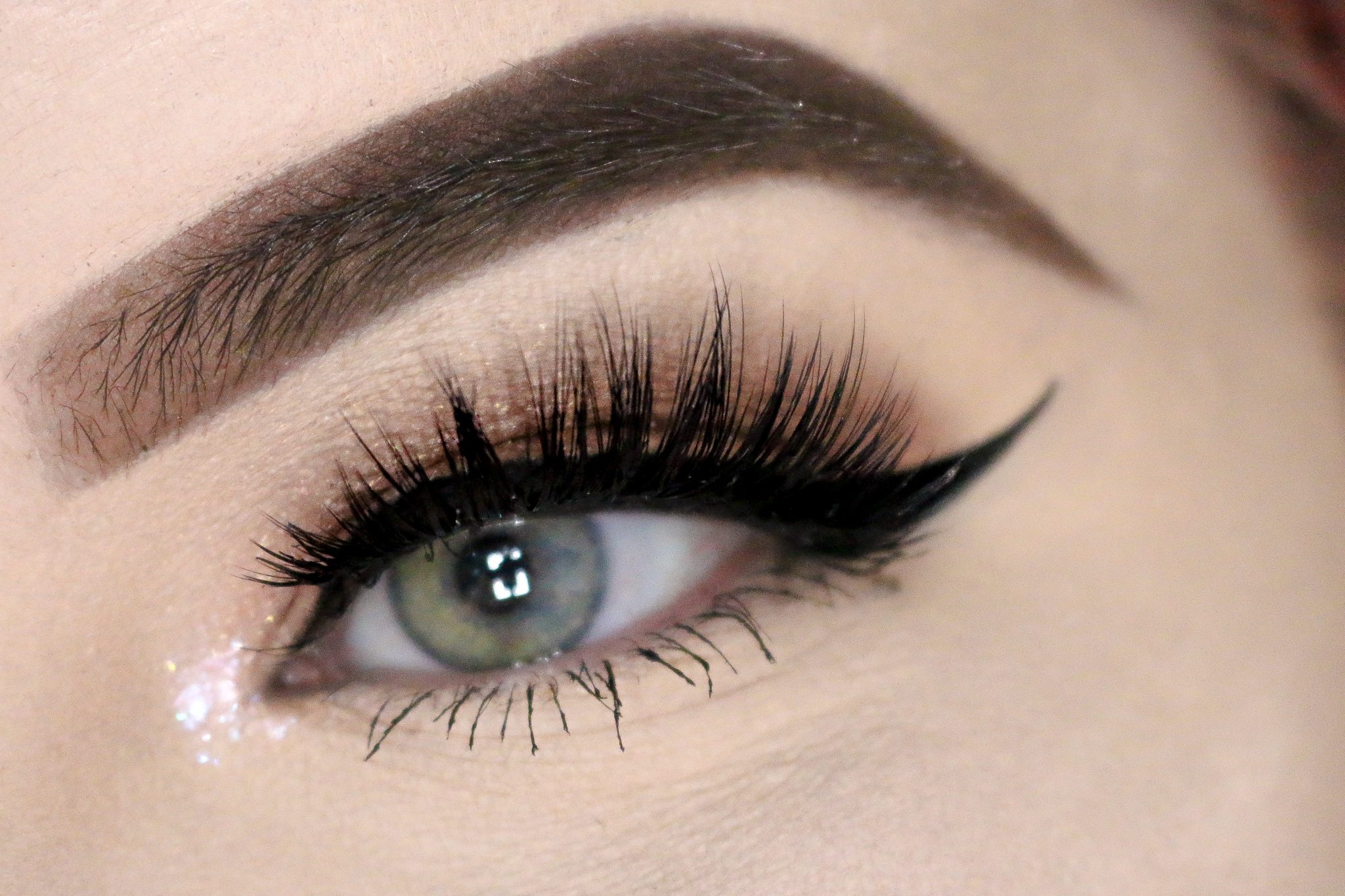 6 Styles from FalseEyelashes.co.uk 7 LashXO False Eyelashes - Le Vue