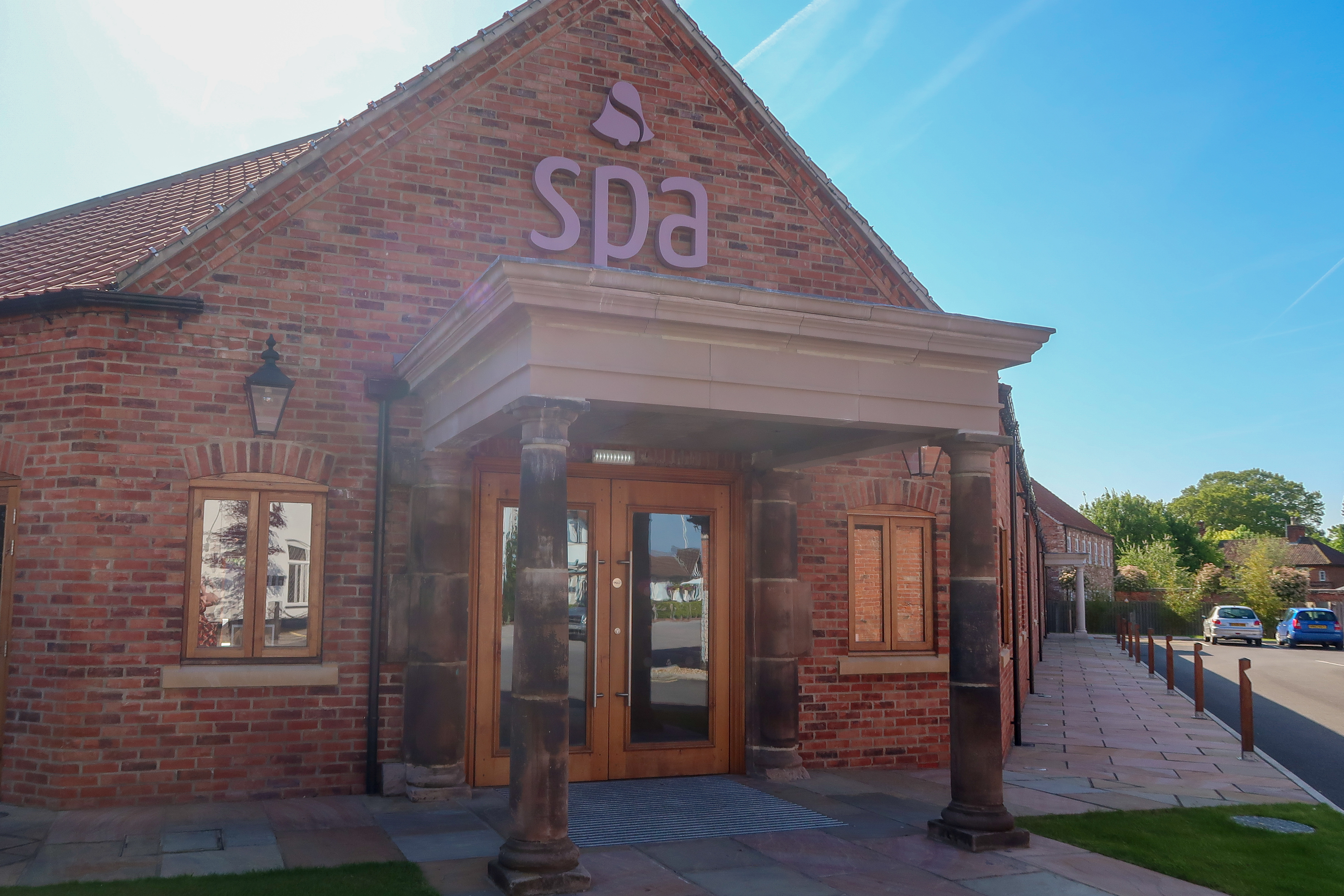 Ye Olde Bell Spa Review, georgina grogan, shemightbeloved