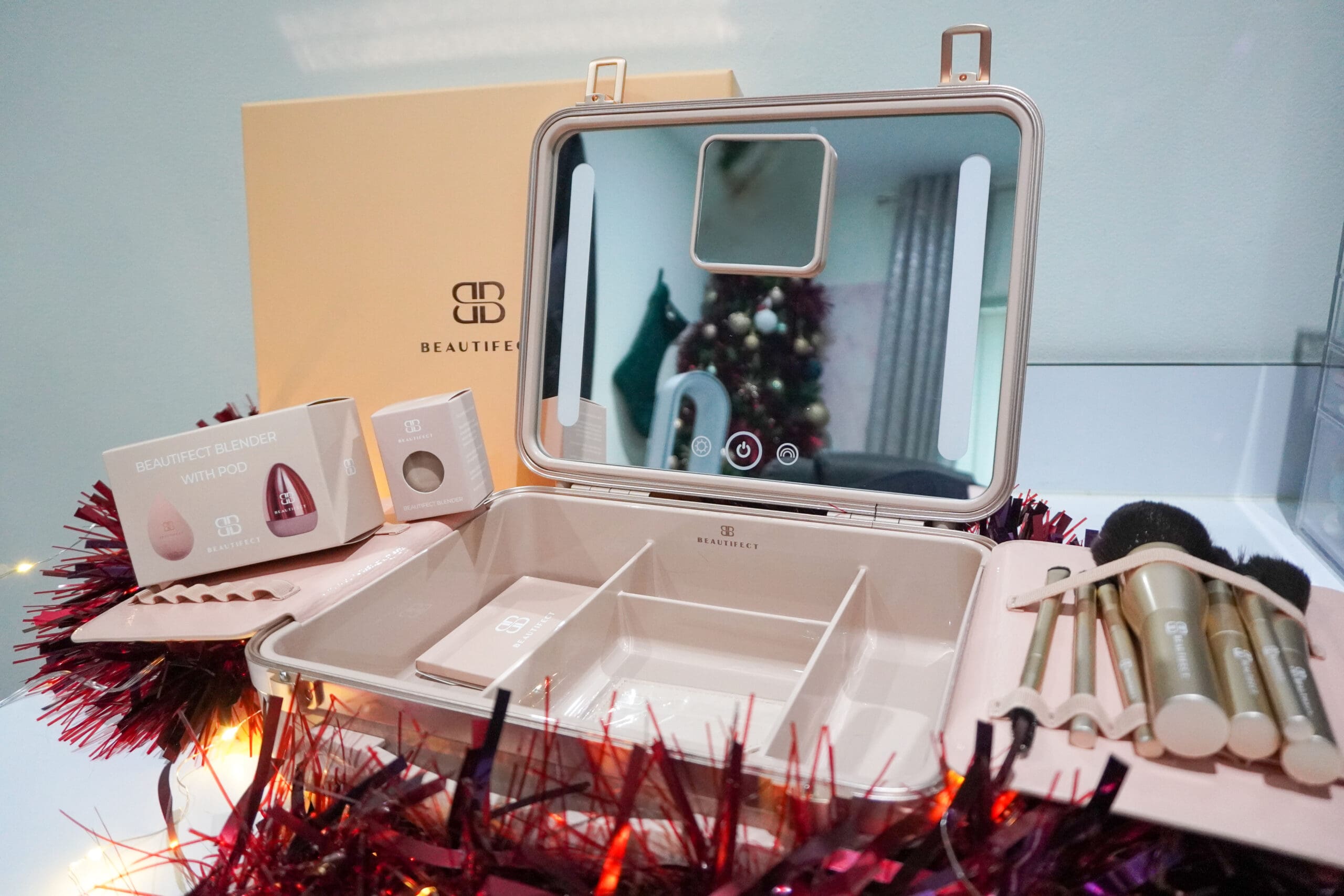 Women’s Christmas Gift Guide 2022 11 Beautifect Box Nude
