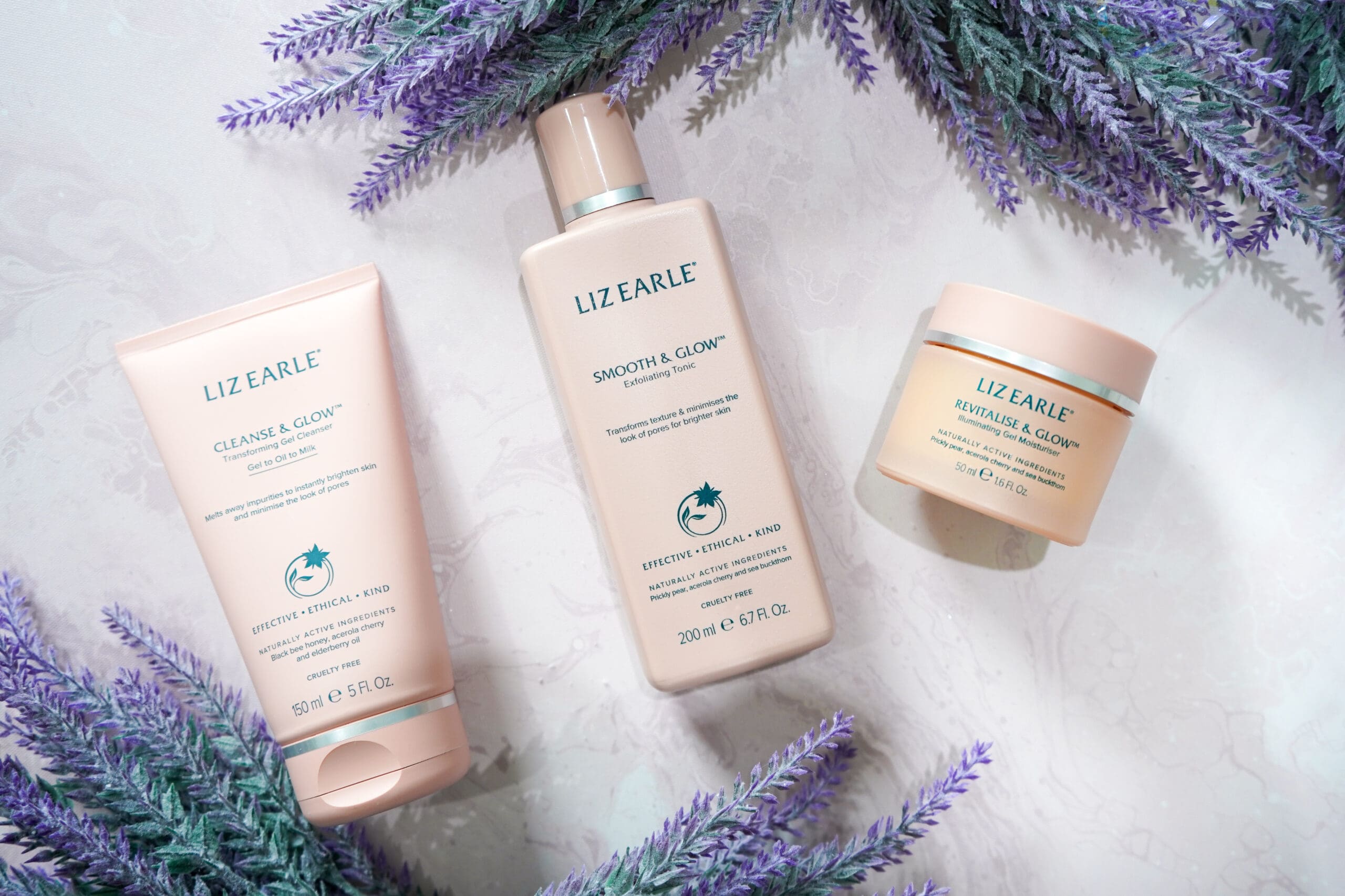 AD NEW Liz Earle Glow Range 1 Liz Earle Glow Range