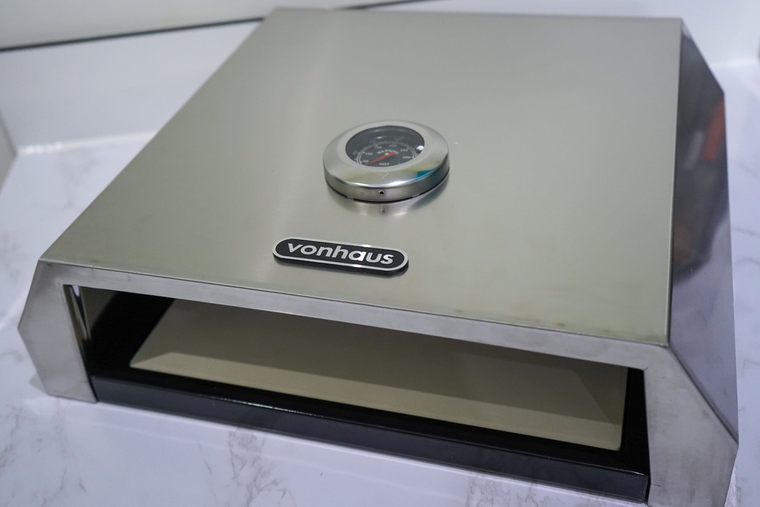 Father's Day Gift Ideas 20 Vonhaus Grill Top Pizza Oven, father's day gift guide