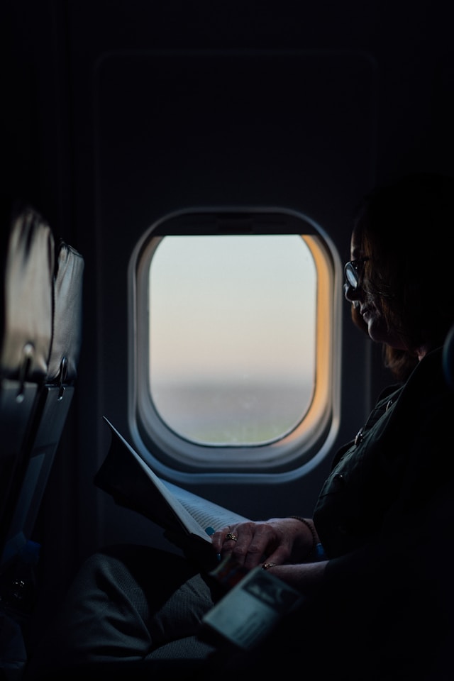 Is Melatonin an Effective Treatment for Jet Lag? 1 Is Melatonin an Effective Treatment for Jet Lag? 1