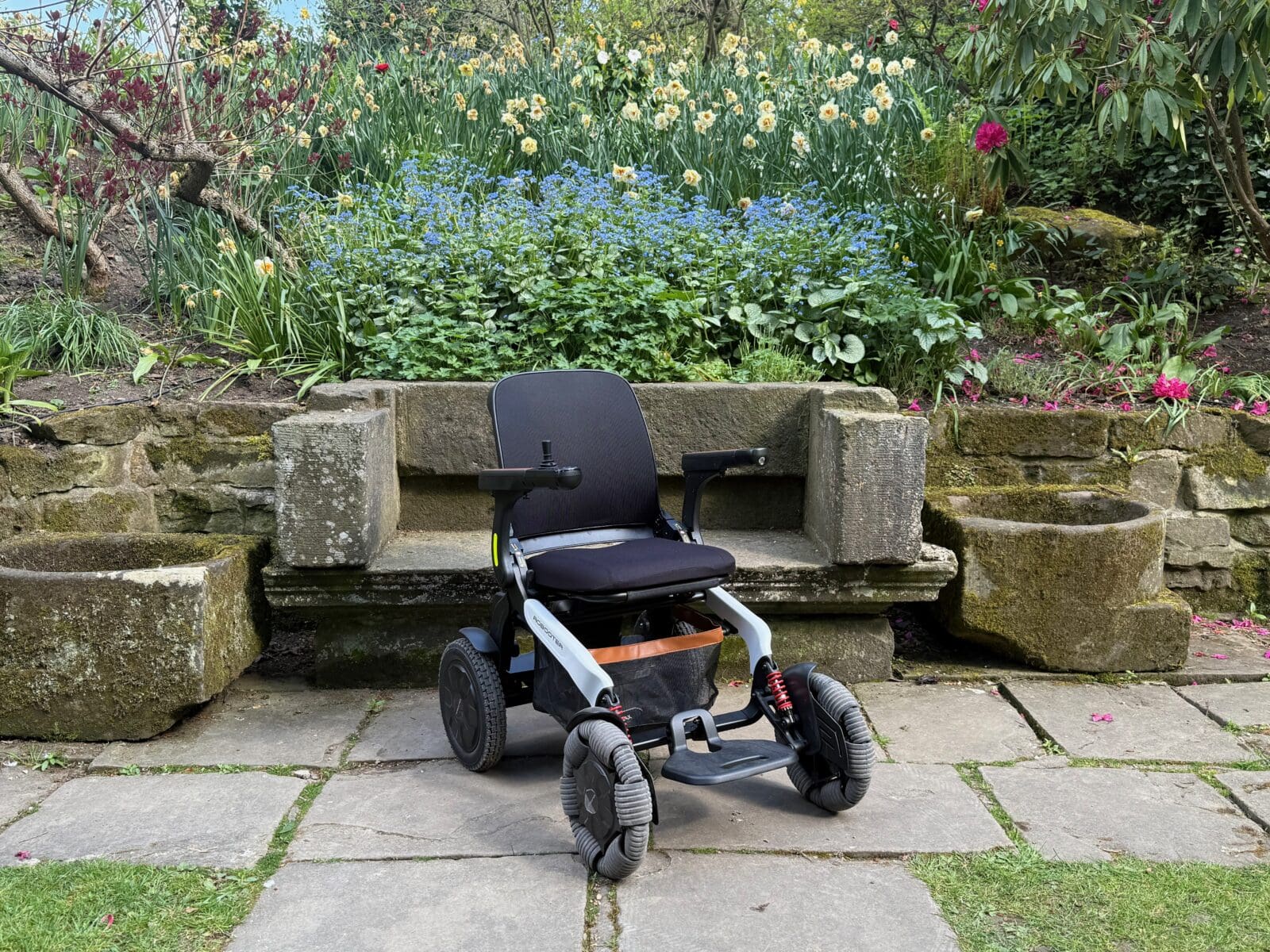 Robooter E60 Pro, best foldable electric wheelchair, folding electric wheelchair 