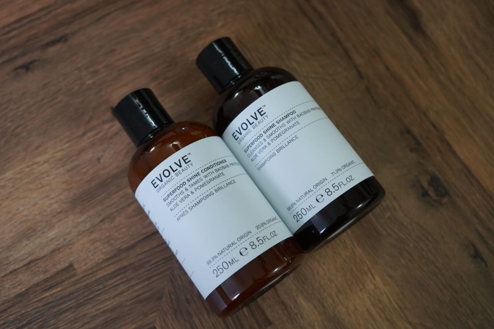 Christmas Gift Guide 2026 25 Evolve Organic Beauty Superfood Shine Shampoo & Conditione